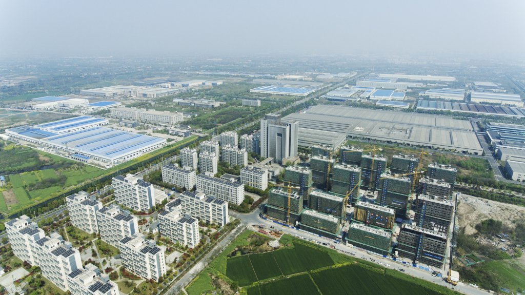 航拍emc易倍·体育高新技术产业开发区南园。emc易倍·体育高新区供图